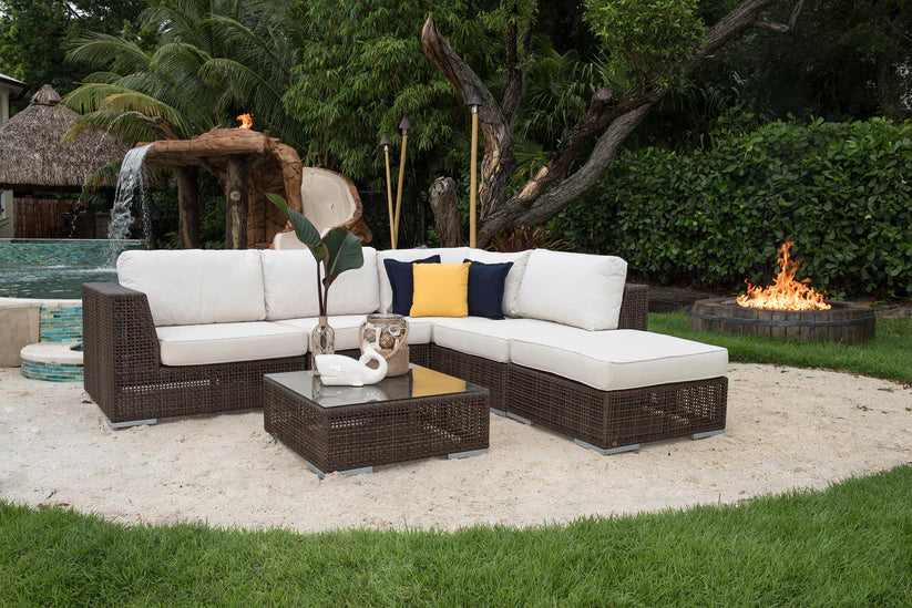 Hospitality Rattan Atlantis Wicker Outdoor 4-Person Modular Sectional Set