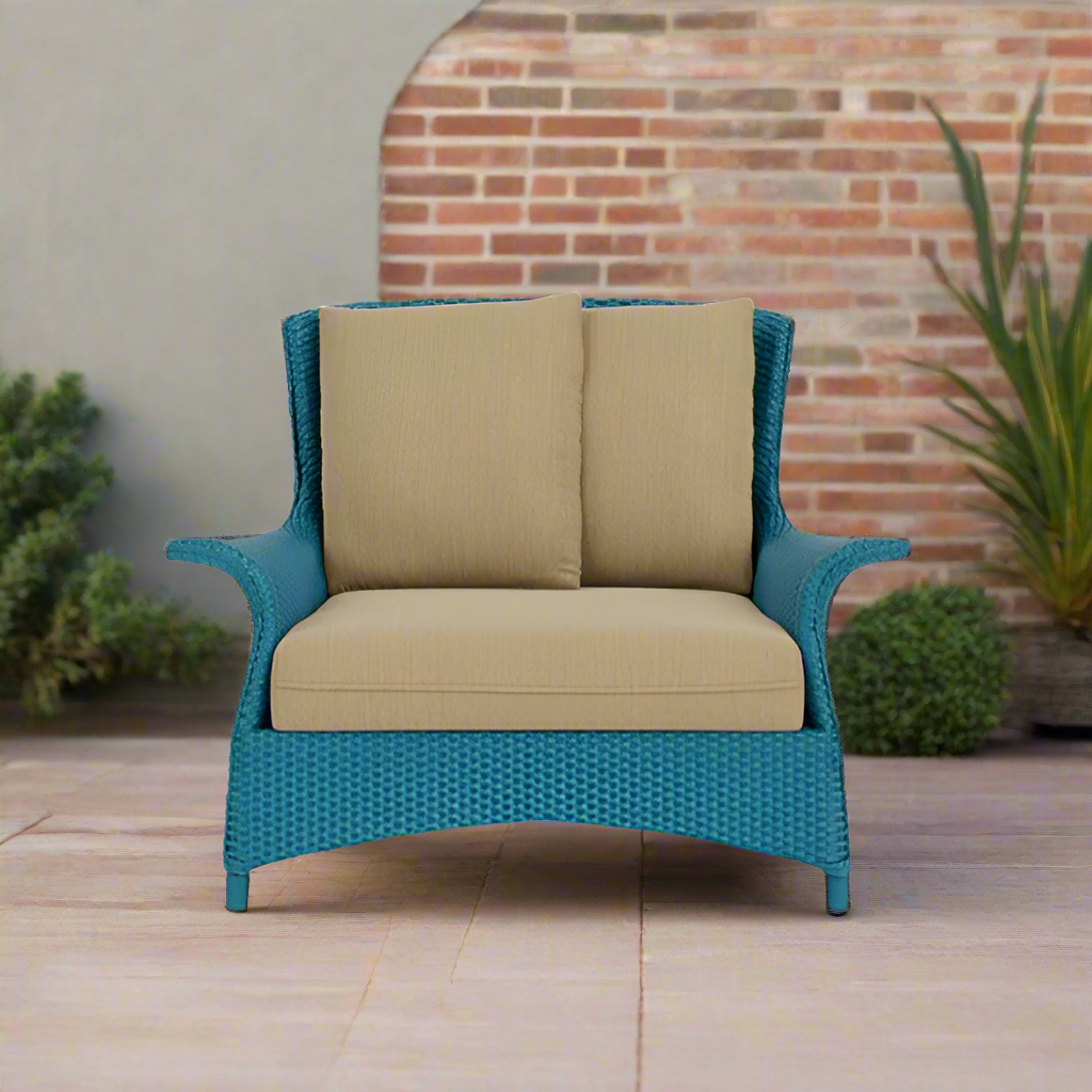 Lloyd Flanders Mandalay Wicker Outdoor Chair and a Half
