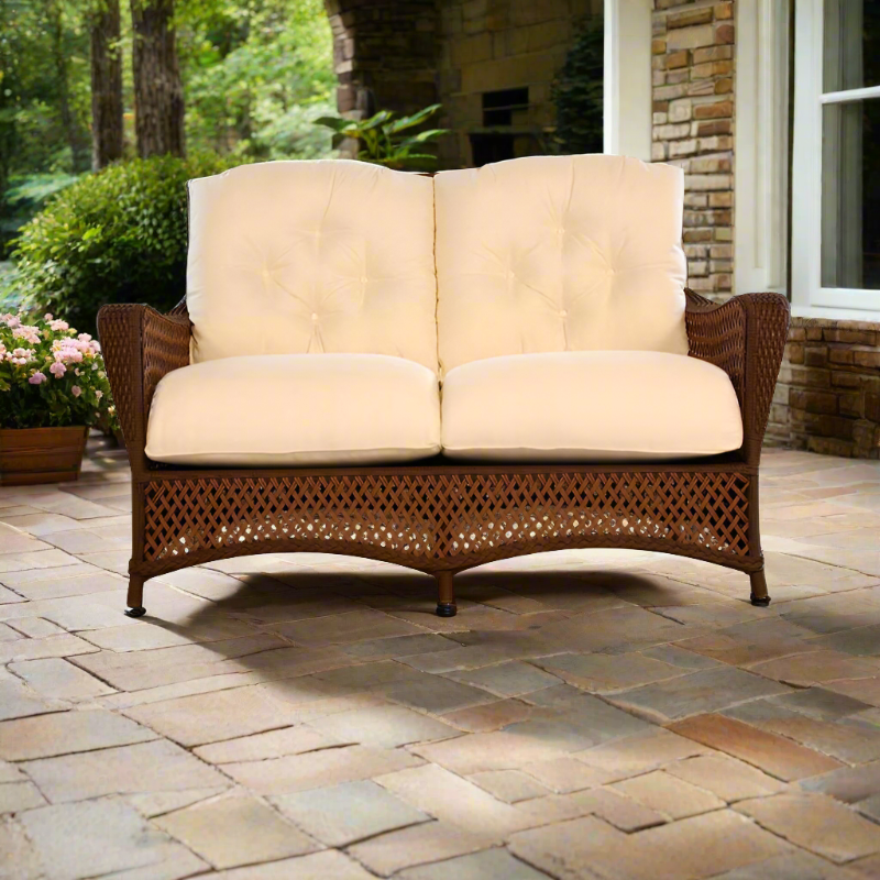 Lloyd Flanders Grand Traverse Wicker Loveseat