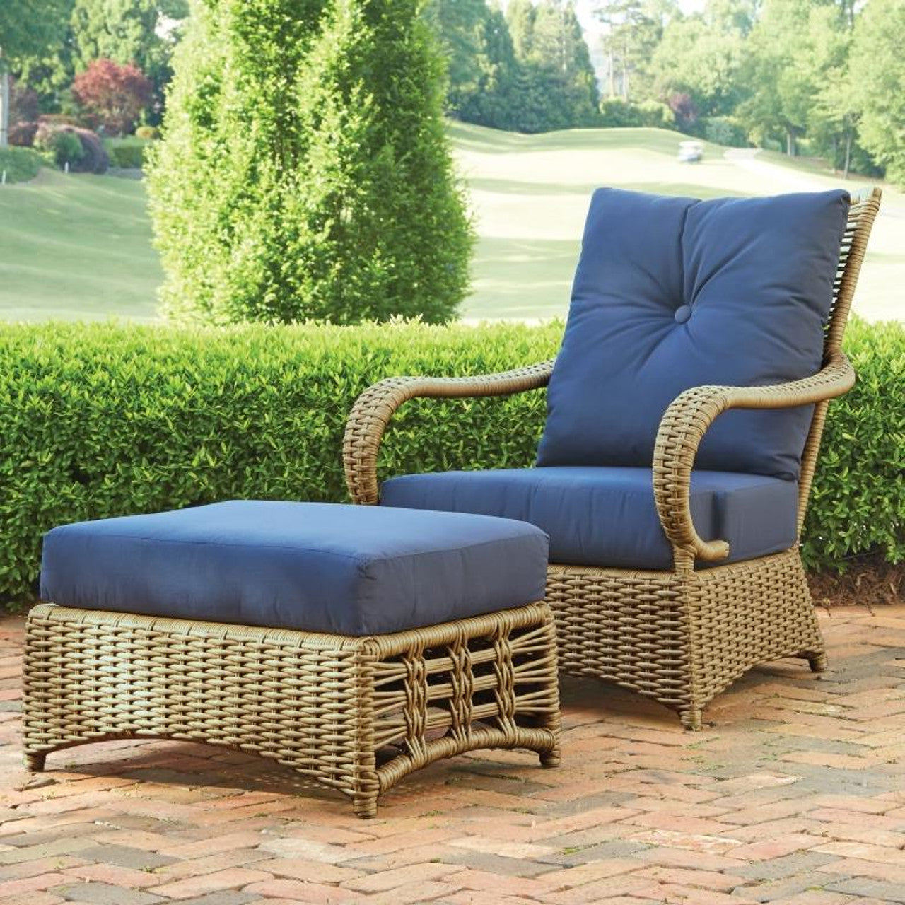 Lloyd Flanders Magnolia Woven Vinyl  Lounge Chair And Ottoman Set