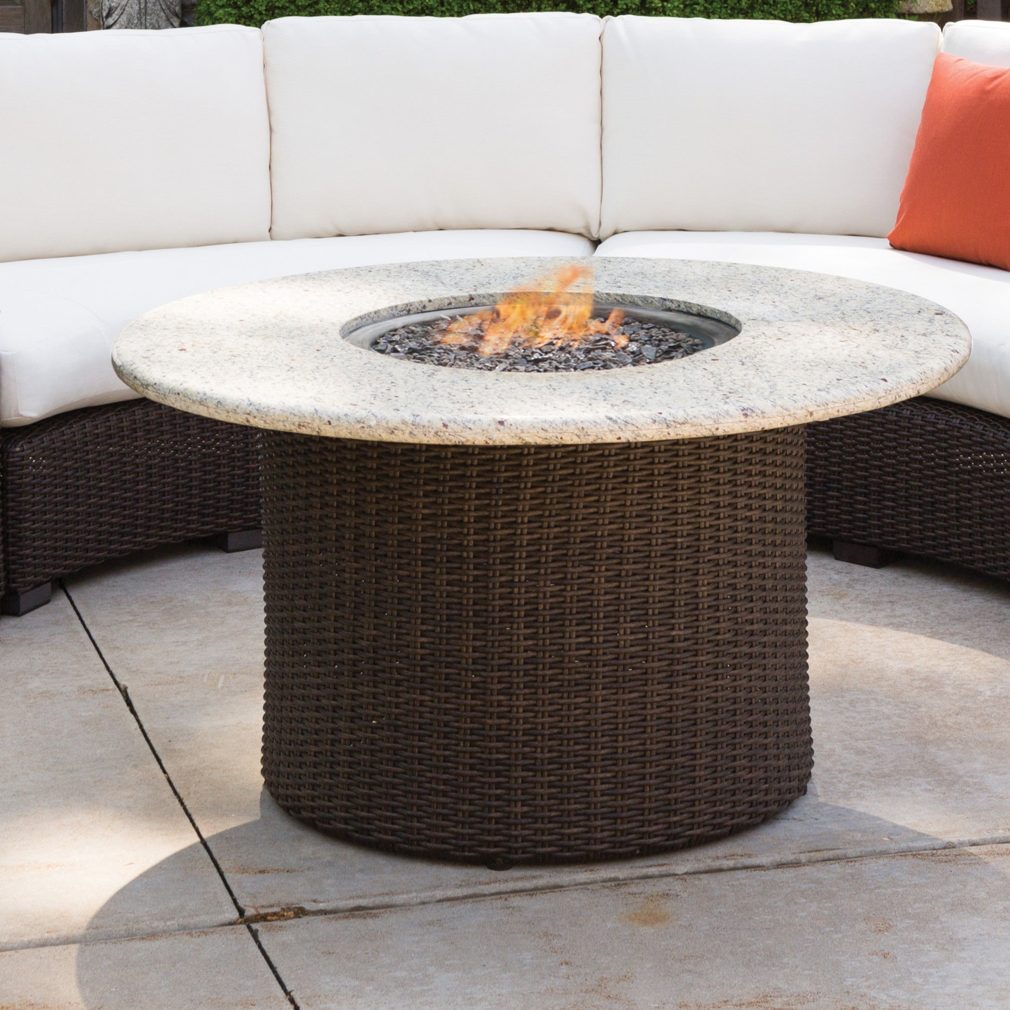 Lloyd Flanders Mesa 48" Round Fire Table