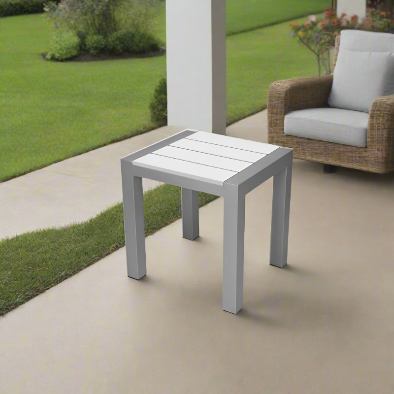 DecoScape Modera Aluminum Outdoor Square End Table