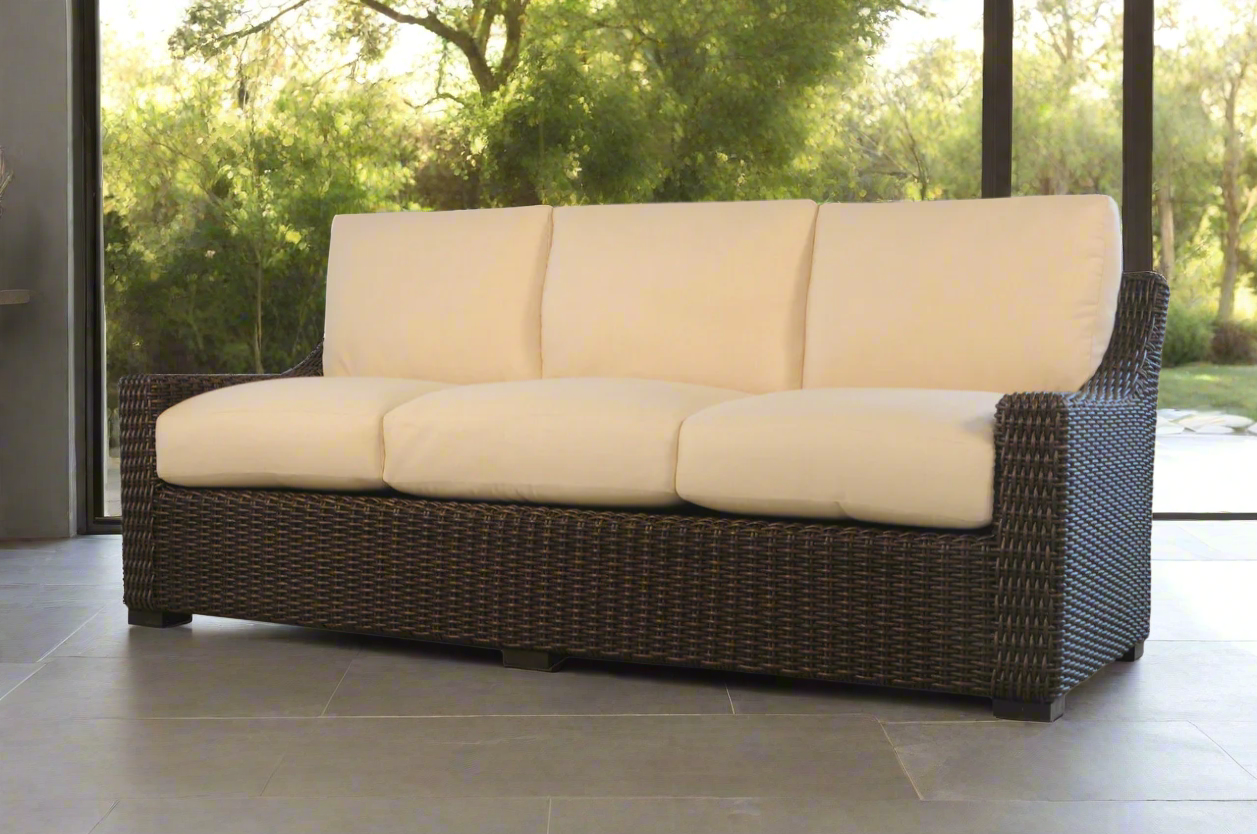 Lloyd Flanders Mesa Woven Vinyl Sofa