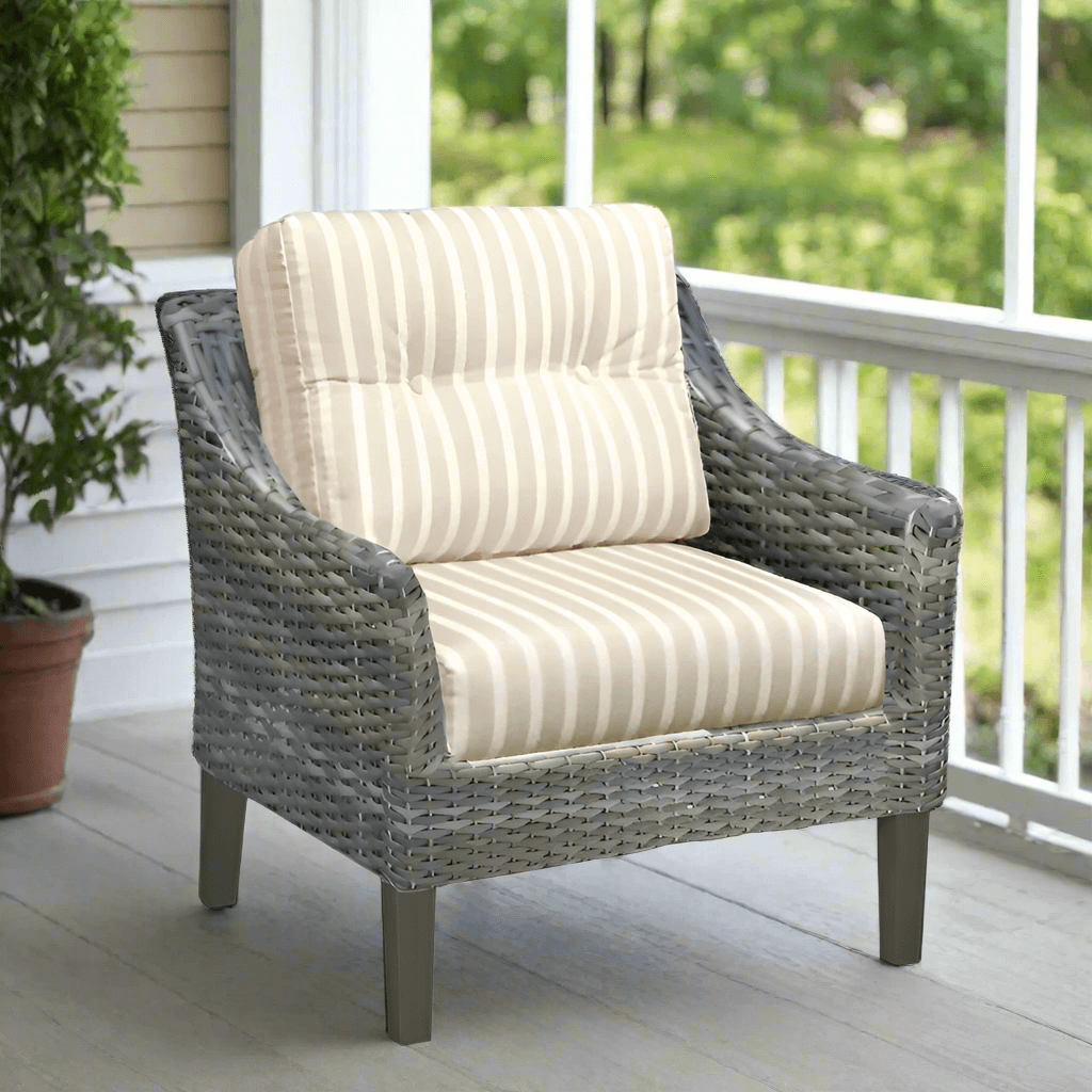 Forever Patio Aberdeen Wicker Lounge Chair