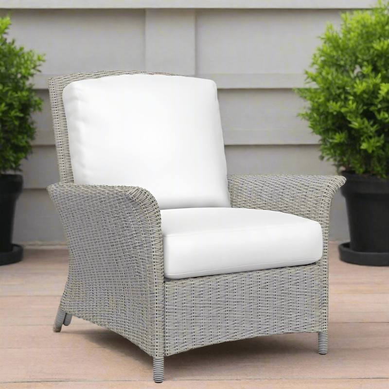South Sea Rattan Juniper Bay Wicker Outdoor Lounge Chair