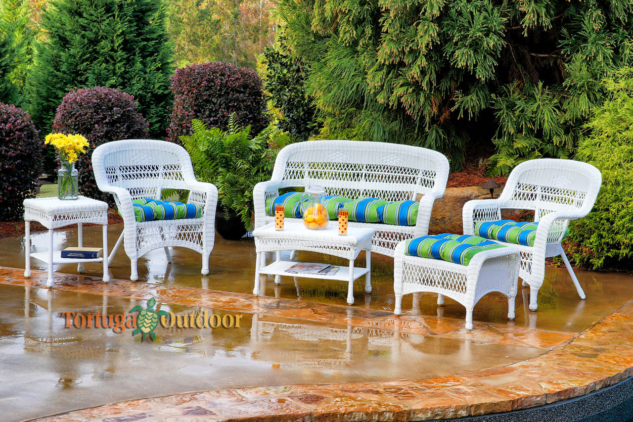 White wicker outdoor online dining set