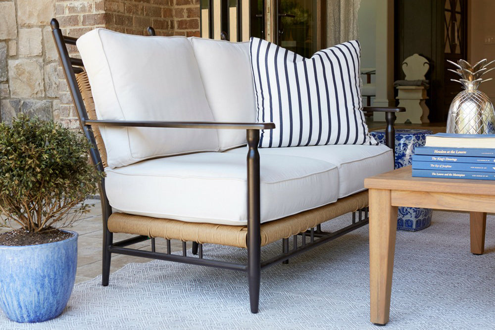 Lloyd Flanders Low Country Woven Vinyl Outdoor Loveseat