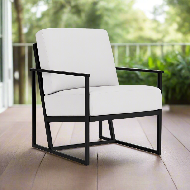 Lloyd Flanders Summit Aluminum Outdoor Lounge Chair