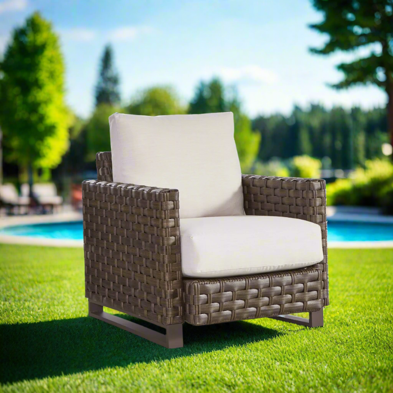 South Sea Rattan Cambridge Wicker Outdoor Lounge Chair