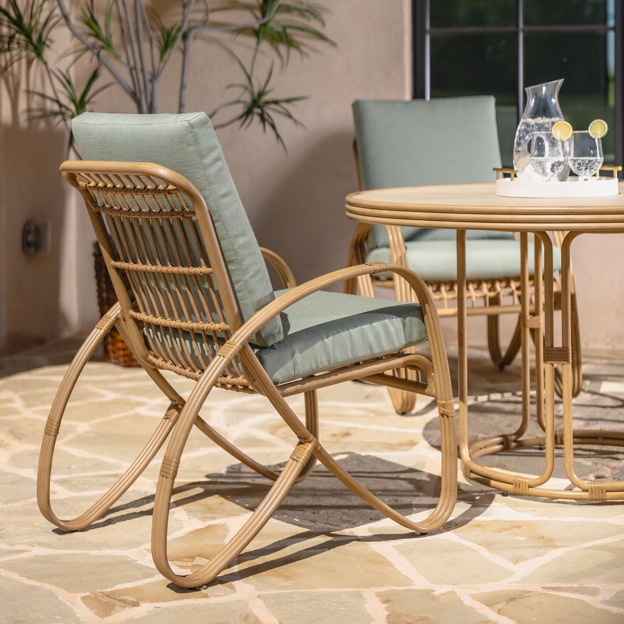 Lloyd Flanders Riviera Aluminum Outdoor Dining Armchair