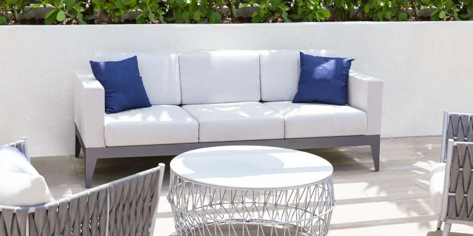 DecoScape South Beach Aluminum Outdoor Sofa