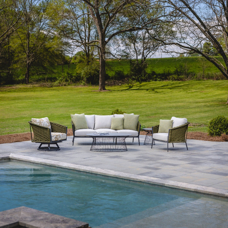Lloyd Flanders Escape Aluminum Outdoor Swivel Lounge Chair
