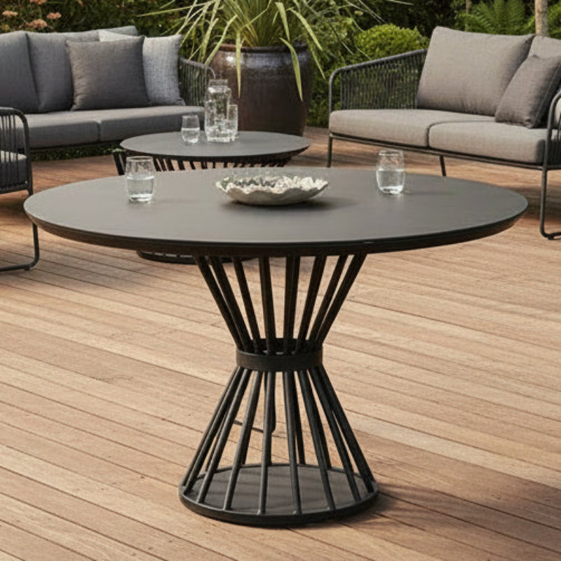 Lloyd Flanders Escape Aluminum Outdoor 47" Round Dining Table