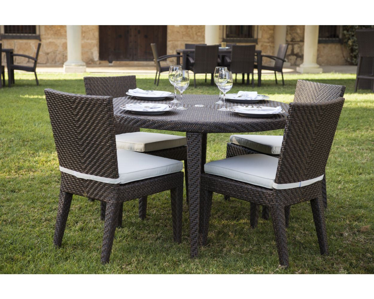 Hospitality Rattan Soho 5 PC Round Dining Side Chair Group with Cushions